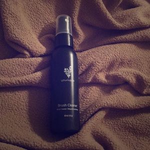 Younique Brush Cleaner